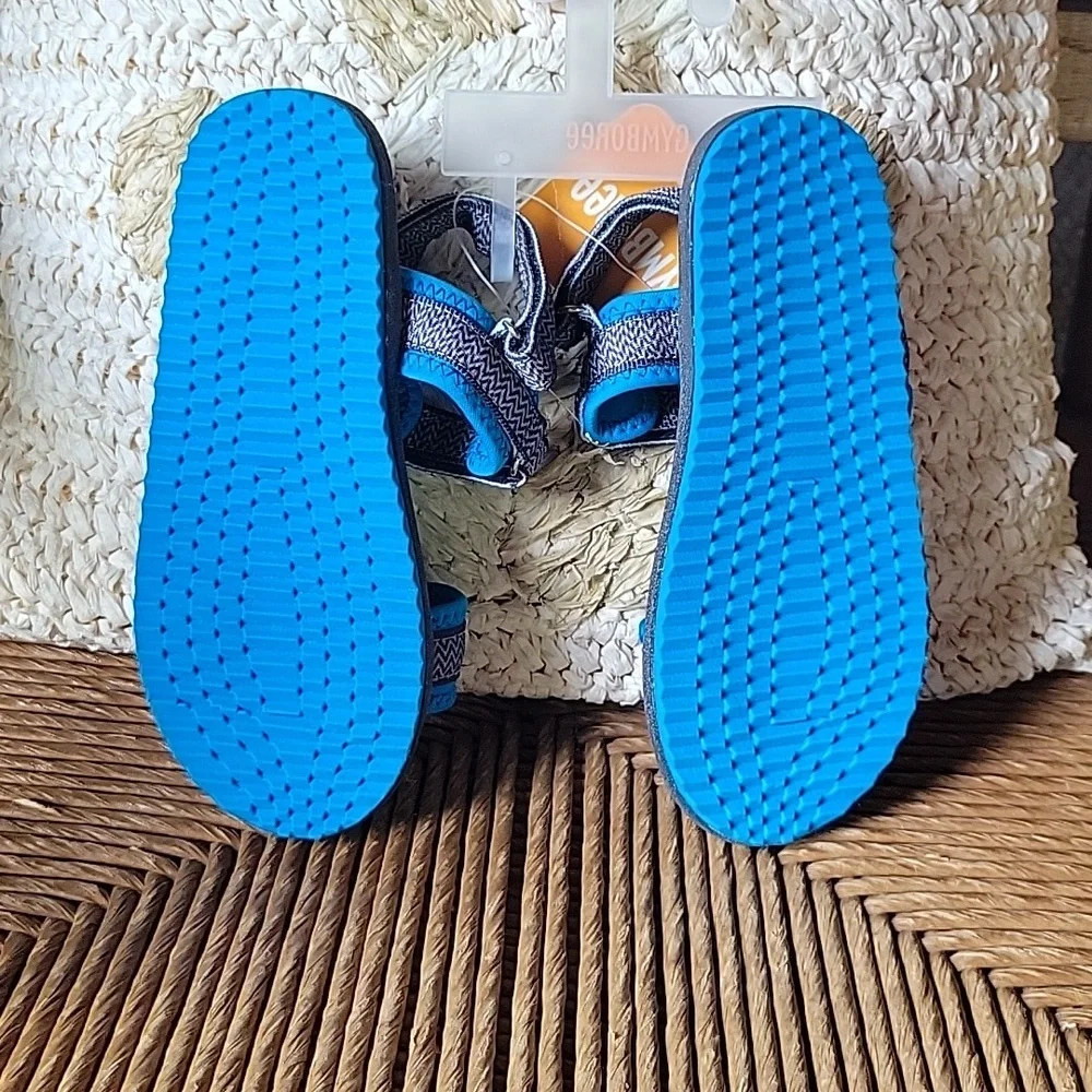 Gymboree adjustable sandals